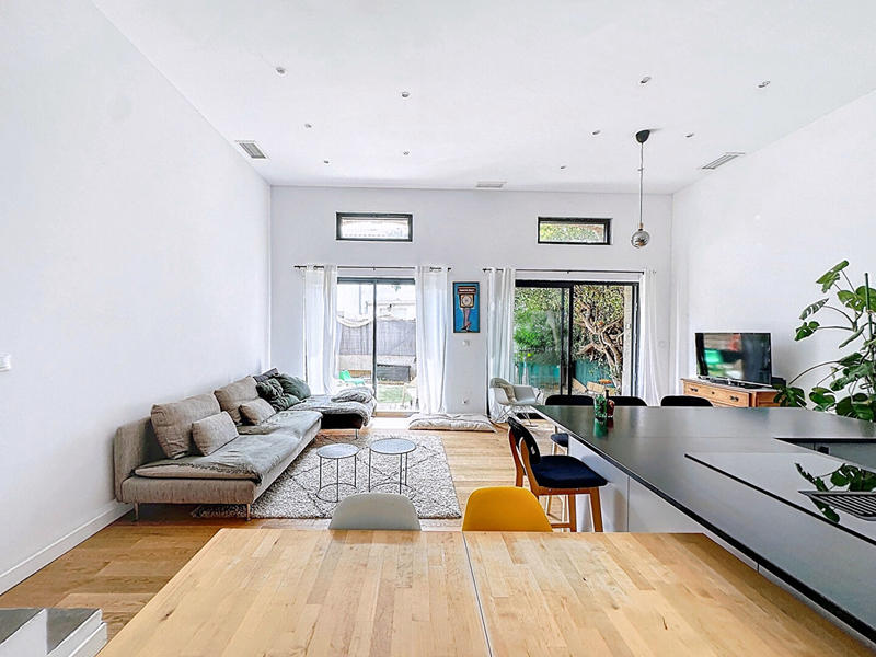 Maison - 92 m² - 4 pièces