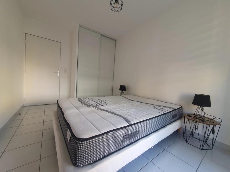 Appartement - 60 m² - 5 pièces