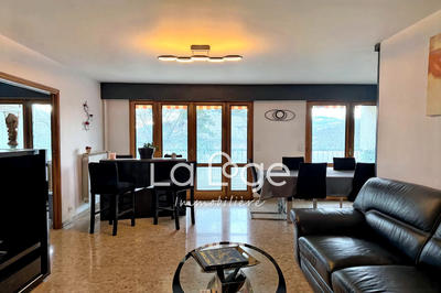 Appartement - 113 m² - 5 pièces