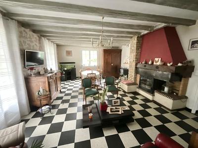 Maison - 157 m² - 6 pièces