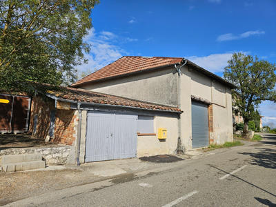 Maison - 300 m² - 5 pièces