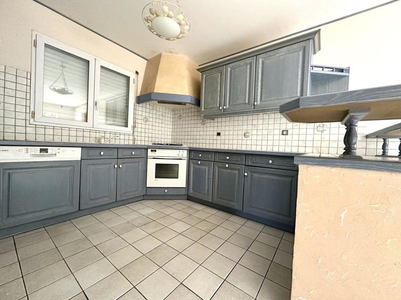 Maison - 190 m² - 7 pièces