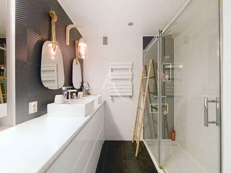 Appartement - 76 m² - 3 pièces