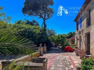 Mas - 309 m² - 12 pièces