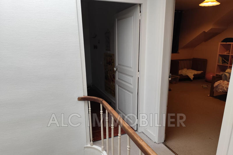 Maison - 142 m² - 6 pièces