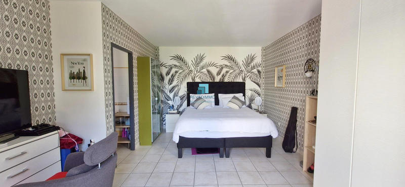 Villa - 287 m² - 5 pièces