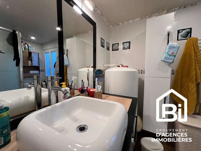 Châlet - 94 m² - 5 pièces