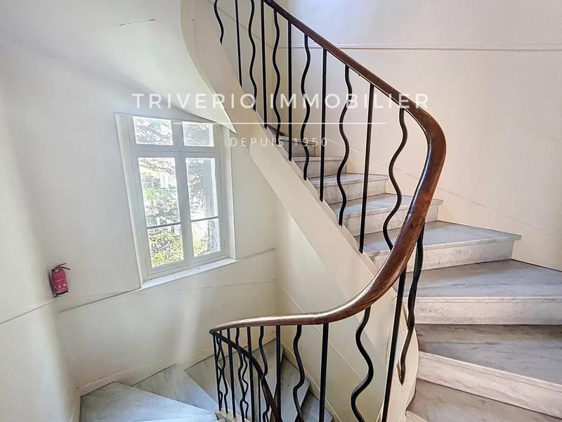 Appartement - 100 m² - 4 pièces