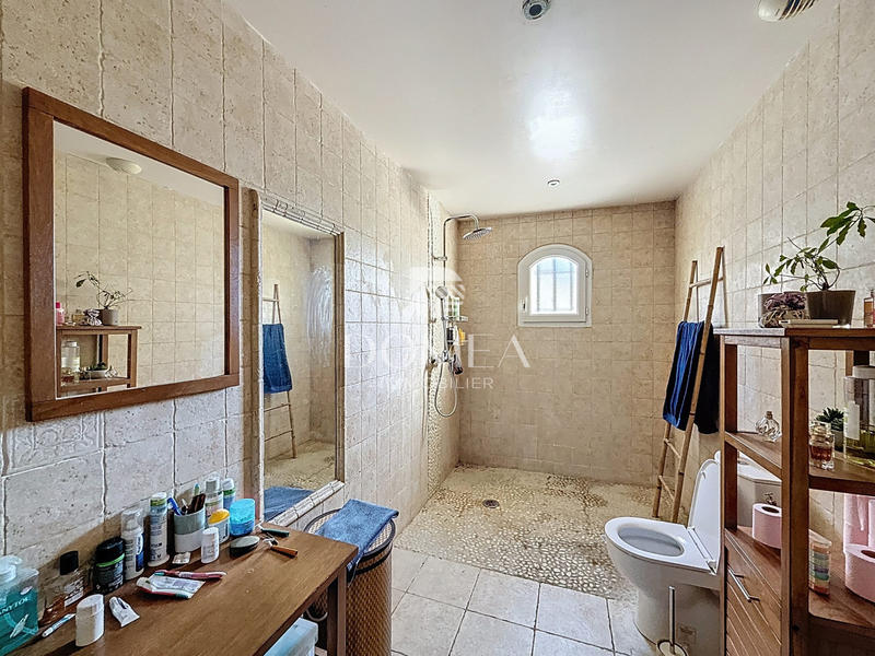 Maison - 104 m² - 4 pièces