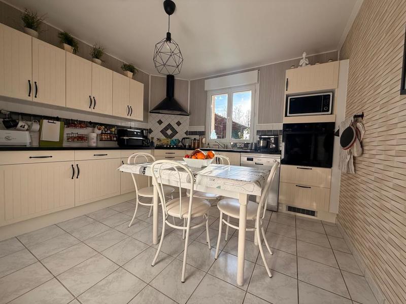 Maison - 119 m² - 5 pièces