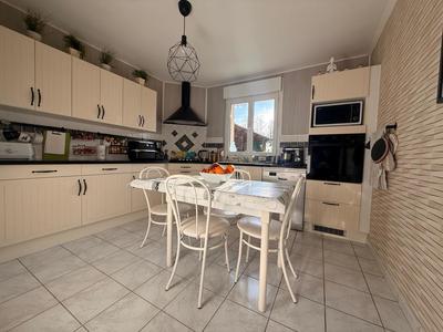 Maison - 119 m² - 5 pièces