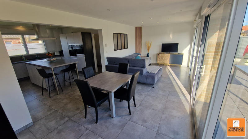 Maison - 117 m² - 6 pièces