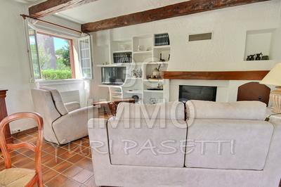 Villa - 145 m² - 6 pièces