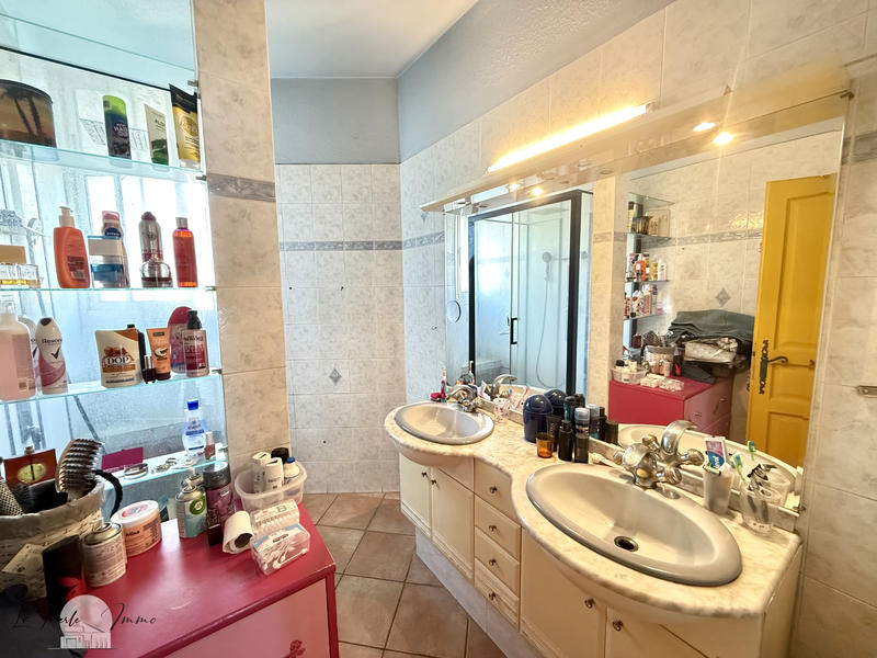 Maison - 95 m² - 4 pièces