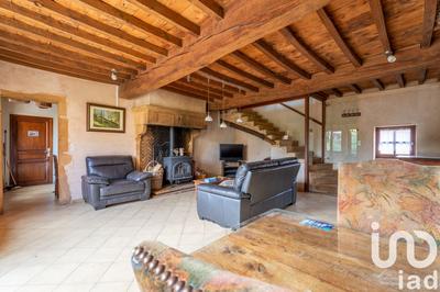 Maison - 265 m² - 9 pièces