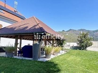 Villa - 241 m² - 8 pièces