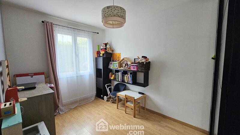 Maison - 102 m² - 4 pièces