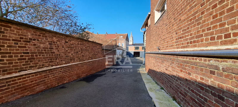 Local d'activité / Entrepôt - 1 300 m²