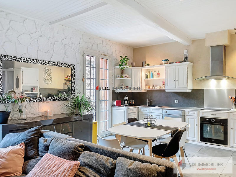 Maison - 130 m² - 5 pièces