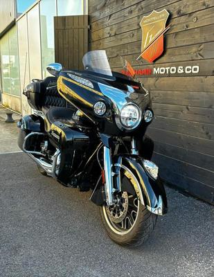 Indian Roadmaster Black Metallic