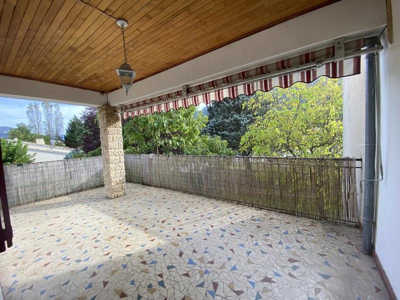 Maison - 137 m² - 8 pièces