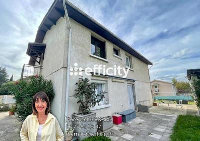 Maison - 152 m² - 5 pièces