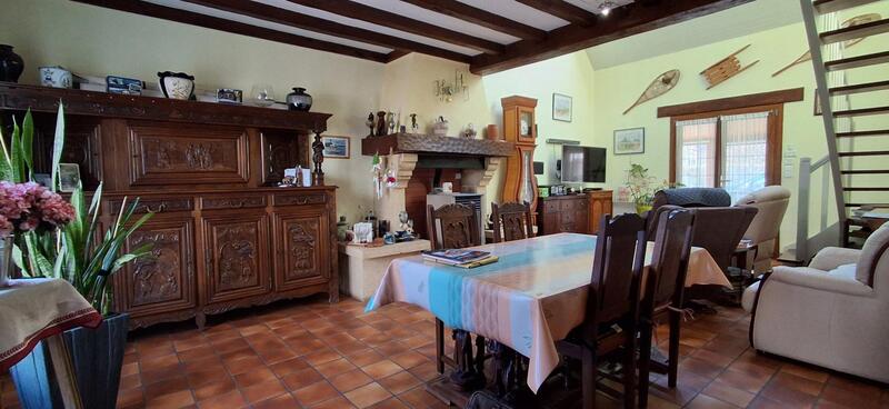 Maison - 130 m² - 6 pièces