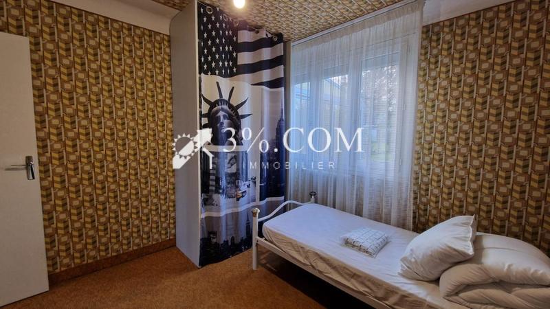 Maison - 90 m² - 5 pièces