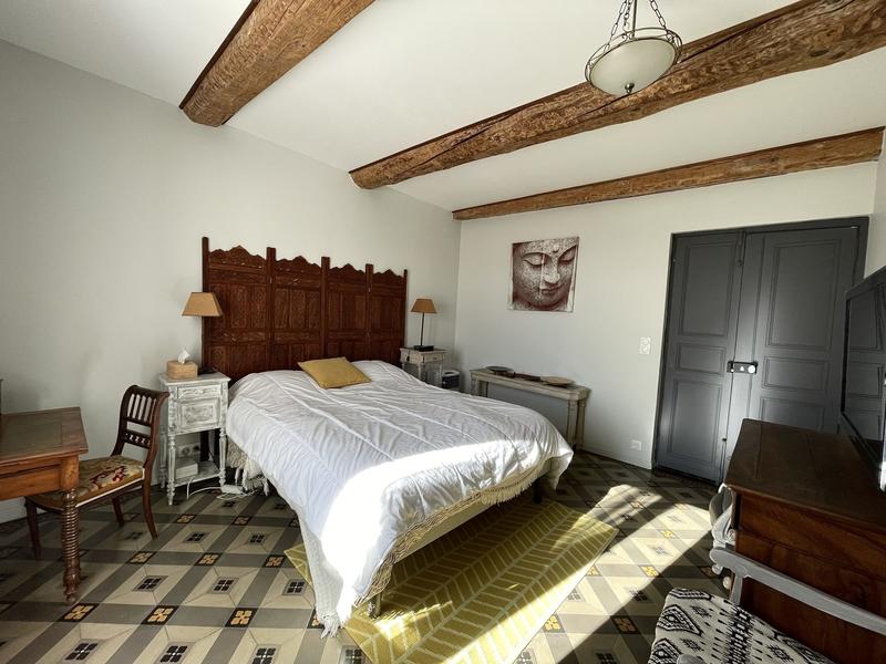 Maison - 209 m² - 8 pièces