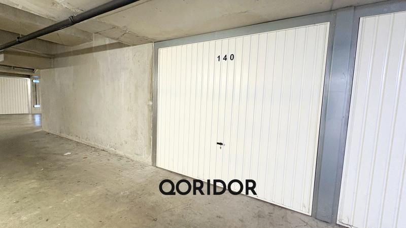 Parking / Garage - 15 m²
