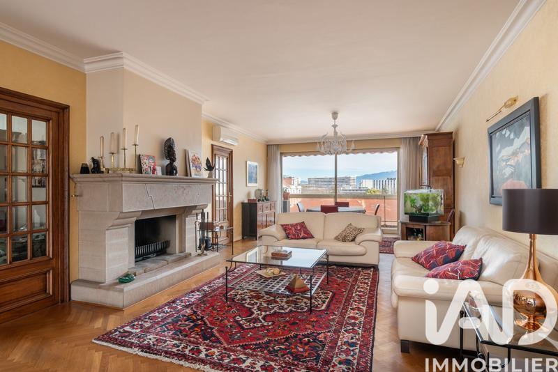 Appartement - 129 m² - 3 pièces