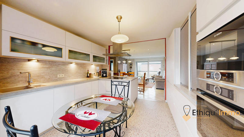 Appartement - 77 m² - 3 pièces