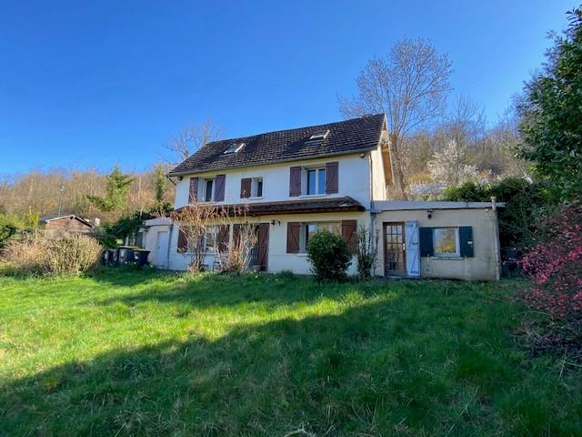 Maison - 110 m² - 4 pièces