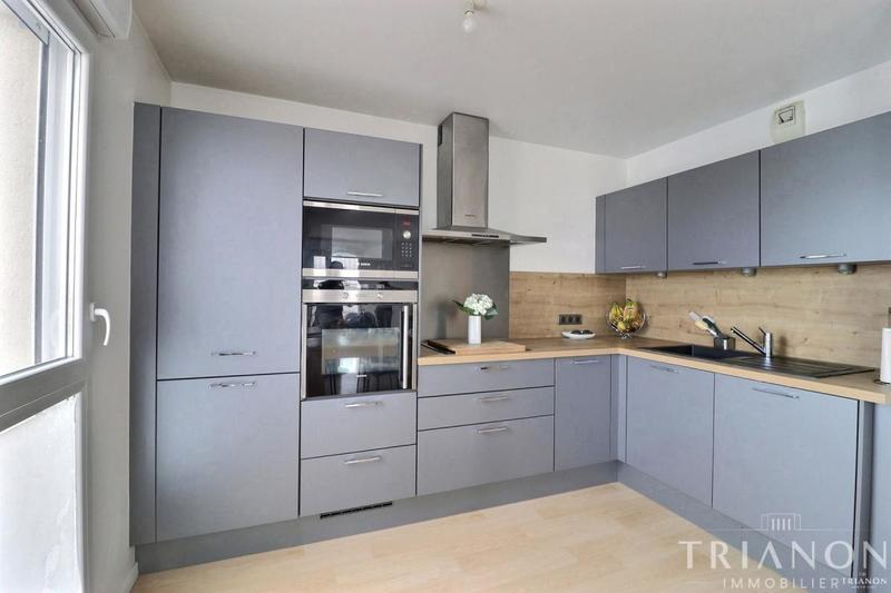 Duplex - 115 m² - 5 pièces