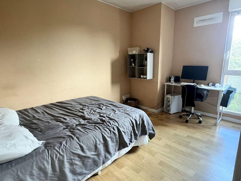 Maison - 102 m² - 5 pièces