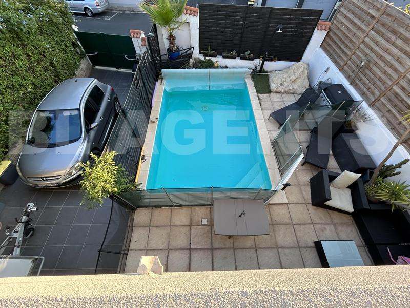 Maison - 165 m² - 5 pièces