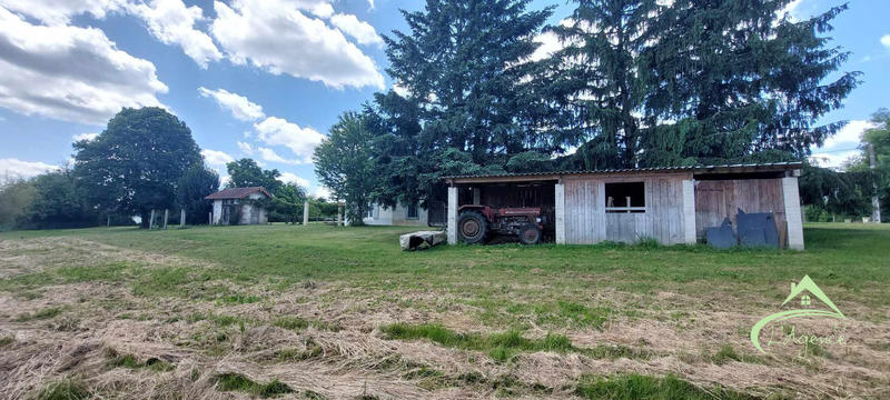 Maison traditionnelle - 100 m² - 5 pièces