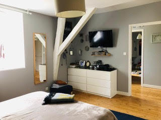 Maison - 260 m² - 7 pièces