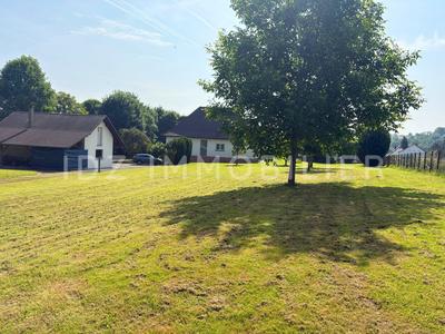 Maison - 201 m² - 7 pièces