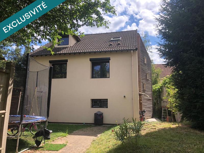 Maison - 130 m² - 6 pièces