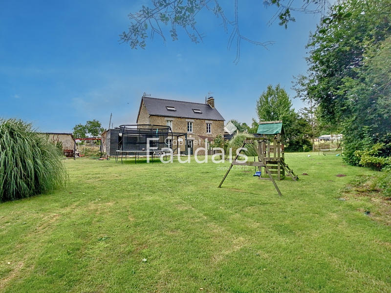 Maison - 171 m² - 6 pièces