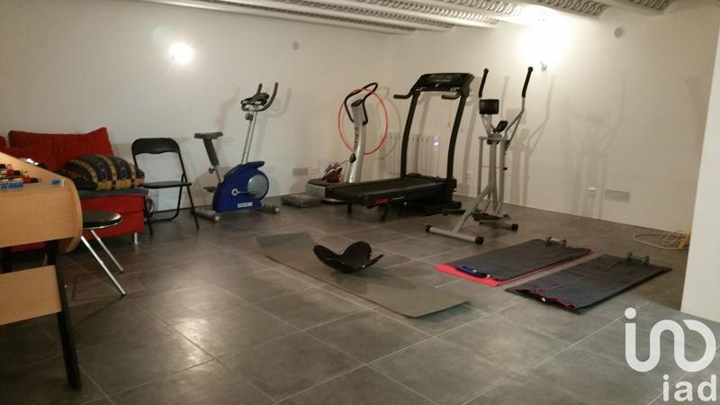 Maison - 210 m² - 9 pièces