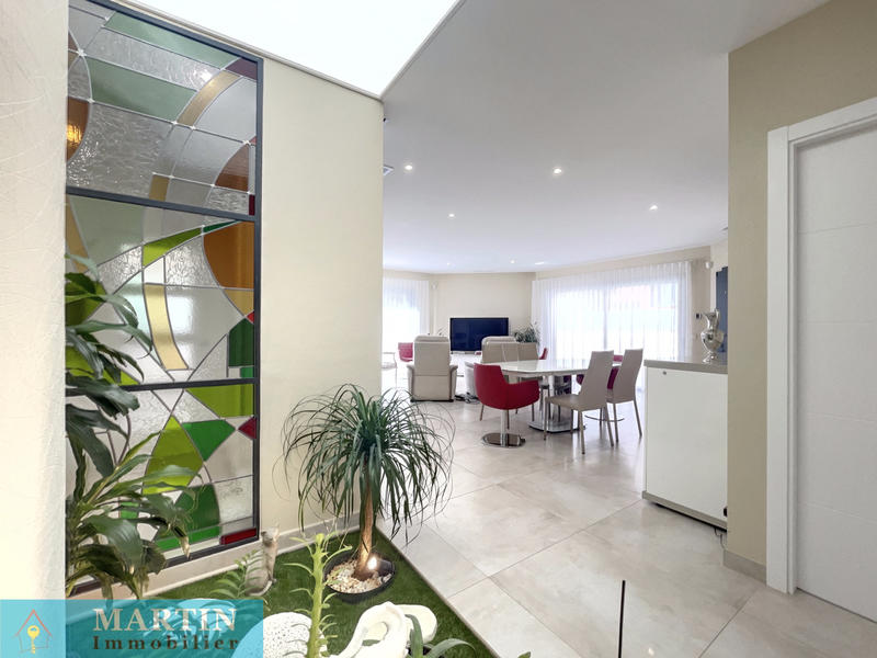 Maison - 137 m² - 4 pièces