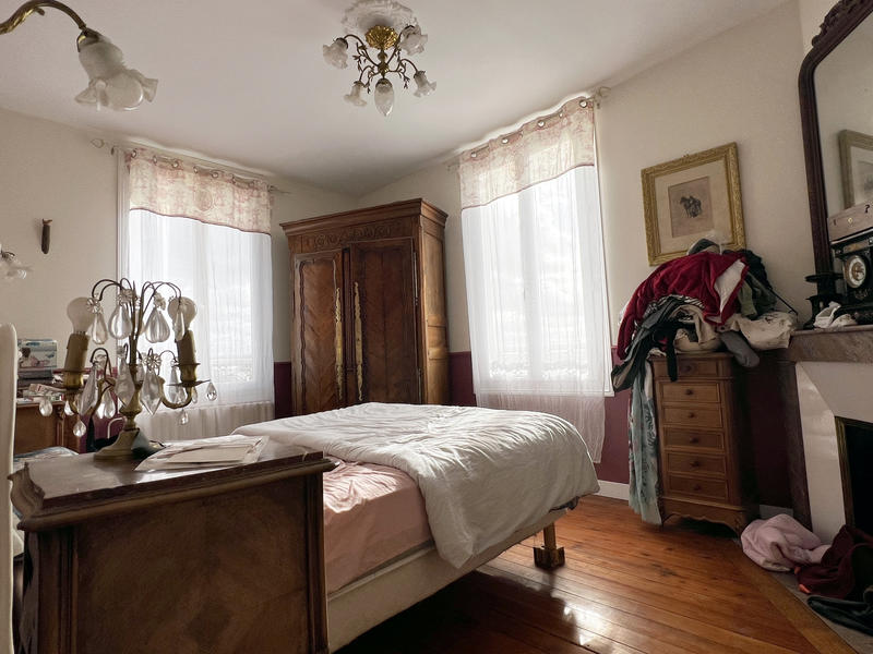 Maison - 155 m² - 8 pièces