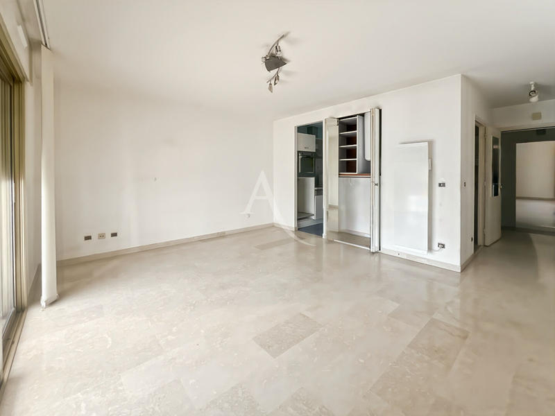 Appartement - 91 m² - 4 pièces