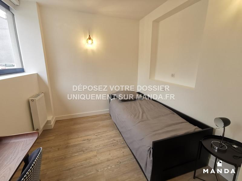Chambre - 11 m² - 4 pièces