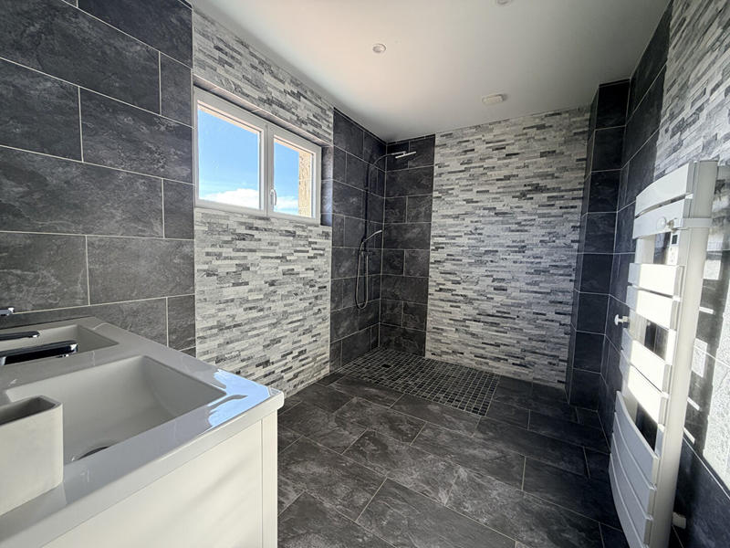 Maison - 151 m² - 6 pièces