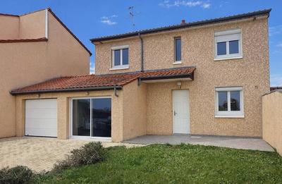 Maison - 140 m² - 5 pièces