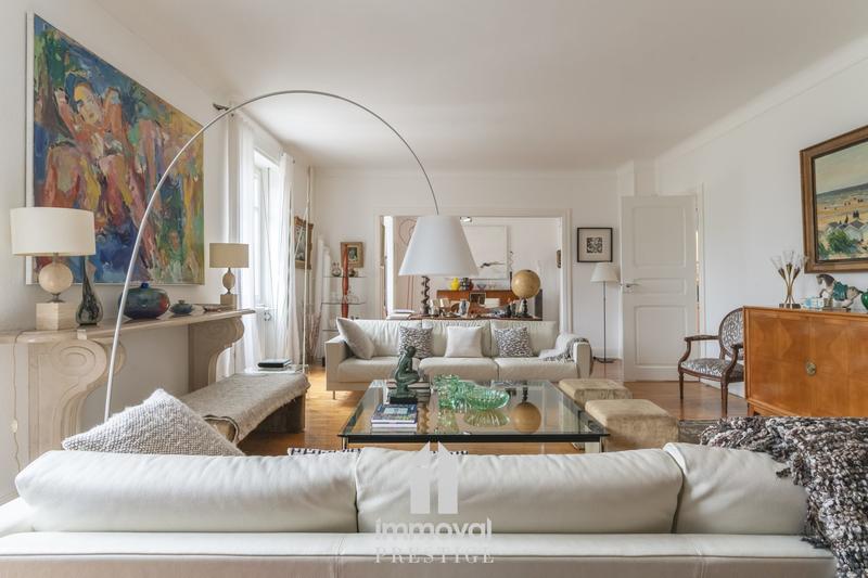 Appartement - 224 m² - 7 pièces