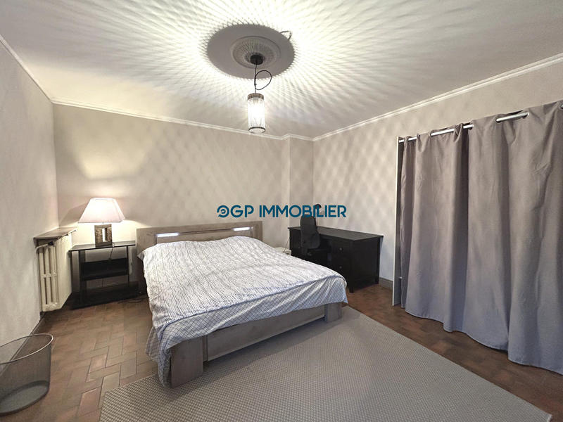 Appartement - 80 m² - 4 pièces